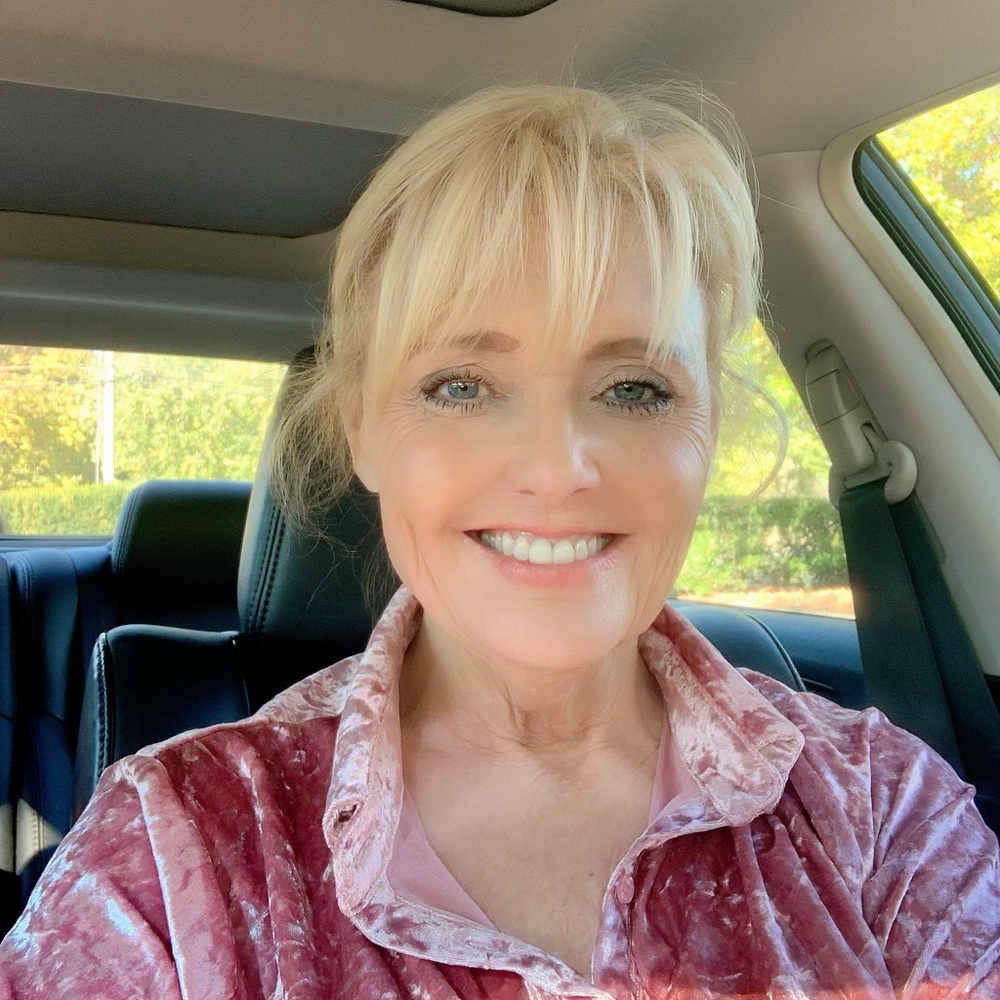 Meet your Posher, Deb